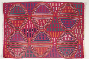 Skjortpanel (mola), ca 1950 (applicerad bomull)