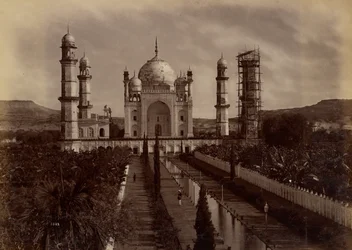 Aurangzebes hustrus grav, Aurangabad