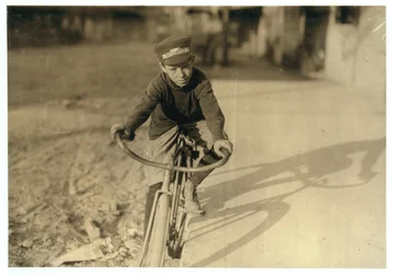 Curtin Hines, 14 år, budbärare för Western Union i 6 månader, Houston, Texas, 1913.