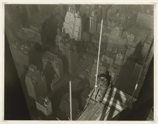 Raising the Mast, Empire State Building, 1931 (gelatinsilverfoto)