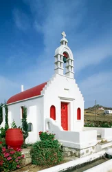 Kyrka på ön Mykonos, Kykladerna, Grekland (foto)