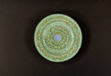 Dekorerad tallrik, Iran