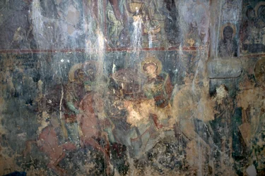 Heliga till häst, fresk i den bysantinska kyrkan Agios Athanasios, Kefali, Kreta, Grekland (foto)