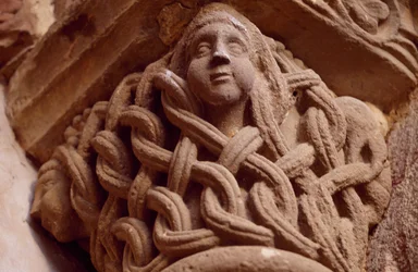 Spanien, Navarra, den helige frälsarens kloster av Leyre, Porta Speciosa, dekorerad huvudstad