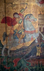 St George and Dragon, detalj av träpanel i kyrkan Agia Paraskevi, Anisaraki, Kreta, Grekland (foto)
