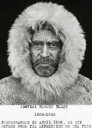 Den amerikanske upptäcktsresanden Robert Edwin Peary (1856-1920) fotograferad i april 1909 när han återvände från sin expedition till Nordpolen