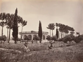 Amirs trädgård, Jalalabad, från entrén
