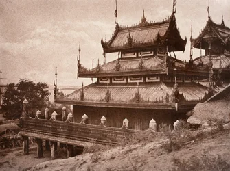 nr 8. Y er-male-gaiyou som [yen högmodig AU att].K ung.