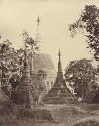 Rangoon: Nära utsikt över Shwe Dagon-pagoden,november 1855 (foto)