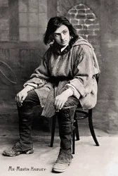 John Martin-Harvey 1863-1944, engelsk skådespelare, tidigt 1900-tal.