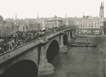 London Bridge ser norrut, 1895.