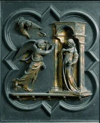 North Porte (kallad Gate of the Cross, i norr), exteriör detalj: bebådelsen. Bronsskulptur gjord av Lorenzo Ghiberti (1378-1455)