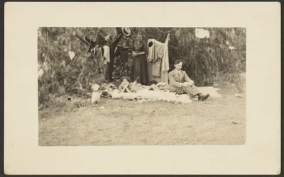 [Grupppicknick]