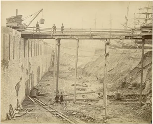 Konstruktion av den utökade Limehouse Basin, London, maj 1869