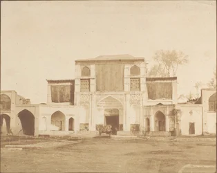 Yttre ingång till kungens palats, Teheran, 1858.