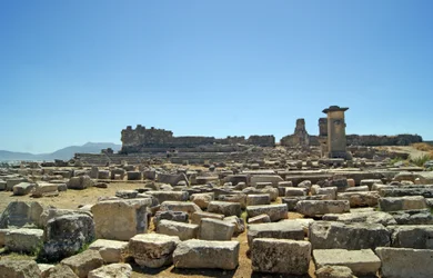 Vy över utgrävningarna från Agora, Xanthos, Turkiet