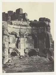 Baalbeck (Heliopolis), sol- och Jupitertempelens halvcirkel; Syrien