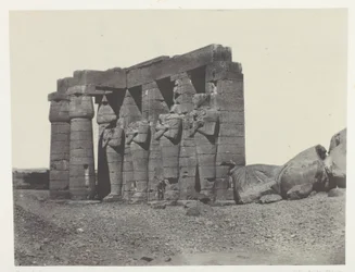 Gournah, Perystyle från Osymandias grav (Ramesseum Occidental); Thebe, plansch 59 från albumet "Egypte, Nubie, Palestine et Syrie" (1852)