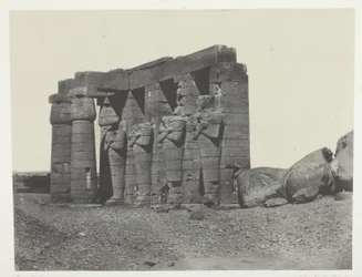 Gournah, Perystyle från Osymandias grav (Ramesseum Occidental); Thebe, plansch 59 från albumet "Egypte, Nubie, Palestine et Syrie" (1852)