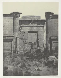 Medinet-Habou, Propylaea of ​​Thutmoseum; Thebe