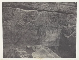 Karnak Palace, Exteriör Skulpturer av Granit Sanctuary; Thebe