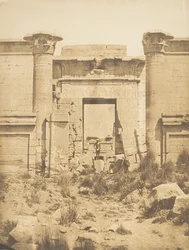 Propylaea av Thutmoseum, vid Medinet-habou Thebe, 1849-50.