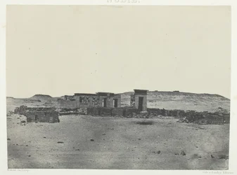Templet och byn Débôd, Parembole från Antonine Route, Nubia, 184951, tryckt 1852.