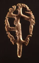 Excentrisk flinta placerad i dedikation nedför hieroglyftrappan, Copan, sen klassisk period (600-900) (flinta)