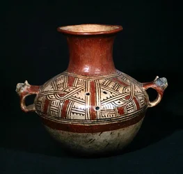 Begravningsurna med hål från Utatlan (Cumarcaaj), Quiche, Guatemala, Centralamerika, Post Classic Period (terrakotta)