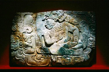 Kungens och hovmannens bröstkorg, från Nebaj, Guatemala, klassisk tid (jade)