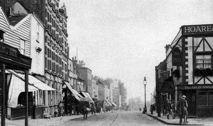 The High Street, Highgate Village, London, 1926-1927.