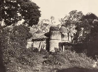 Att bygga ett imperium i den fascistiska tidsåldern: Enda Jesus-kyrkan i Makallè, 1936-05-09 (s/v foto)