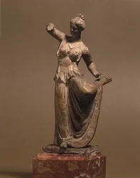 Mykensk civilisation: Tanagra-dansare, 300-talet f.Kr., Museo della Scala, Milano