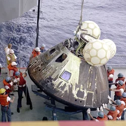 Apollo 13 - NASA, 1970.