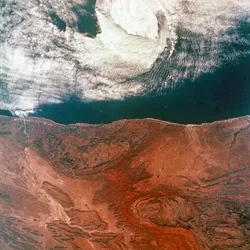 Jorden från rymden - en storms öga sett från Gemini 5, 1965.