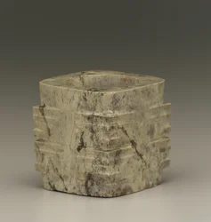 Short tube (cong) Lake Tai region, Liangzhu culture, 3300-2250 BC (jade)