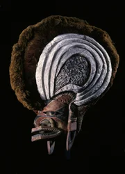 Hjälmmask (ansikte), Northern New Ireland, Papua New Guinea