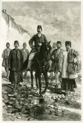 Guvernören i Kashan (eller Kachan, i Teheranprovinsen, dagens Iran) rider på en svart häst och hans följe går till fots. Gravyr av Tofani efter ett fotografi för att illustrera berättelsen 