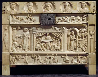 Paleochretian Art: Relikvieskrin (lipsanotheque) av scener från Gamla och Nya testamentet i nedre reliefer. 300-talet Från klostret Santa Giulia, Italien. Brescia, kristet museum