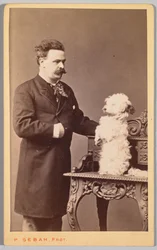 Porträtt av en man och hans hund, ca. 1880.