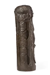 Tahitisk totem till Kristus på korset, efter 1894