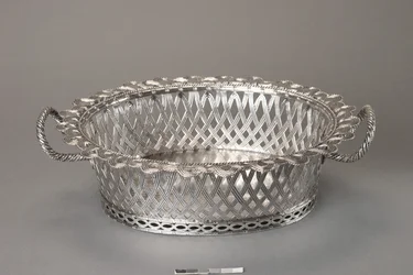 Korg, 1729