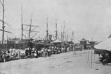 Os Que de Santos, Santos Quayside, 1895