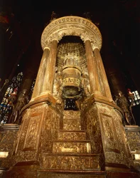 Italien, Lombardiet, Milano, katedralens interiör, ciborium av Pellegrino Tibaldi känd som "il Pellegrini"