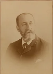 Porträtt av kompositören Camille Saint-Saëns 1835-1921.