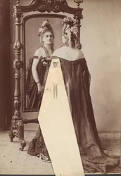 [Grevinna de Castiglione], 1895.