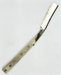 Prins Joseph Poniatowskis (1763-1813) rakhyvel (stål och ben)