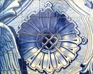 Detalj av en dekorativ panel föreställande bebådelsen, Lamego, Portugal. 1738 (keramiska plattor)