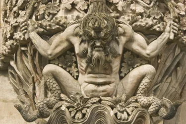 Gargoyle av ett sjömonster