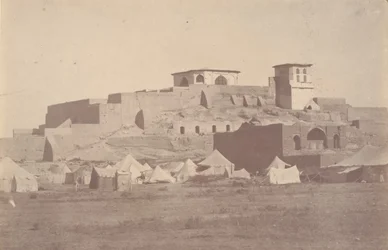 [Ett persiskt citadell i omgivningarna av Sultaniye], 1840-60-talen.